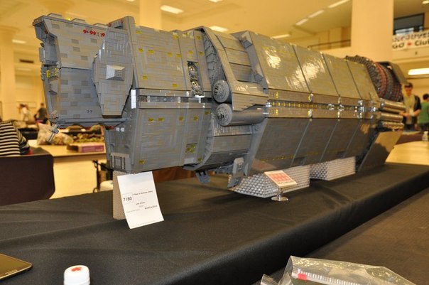  Halo   LEGO  .