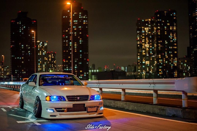 Toyota Chaser.