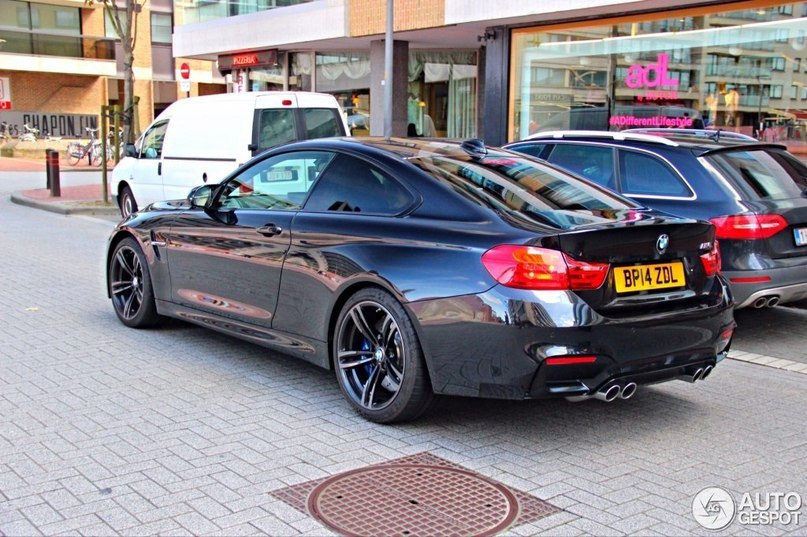 BMW M4 F82 - 2