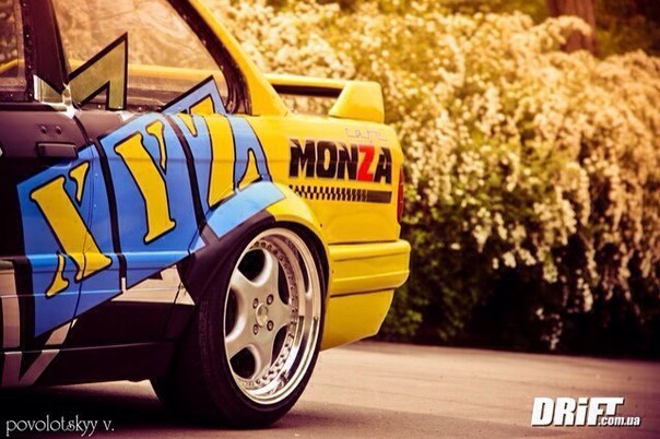 Bmw E30 - 4
