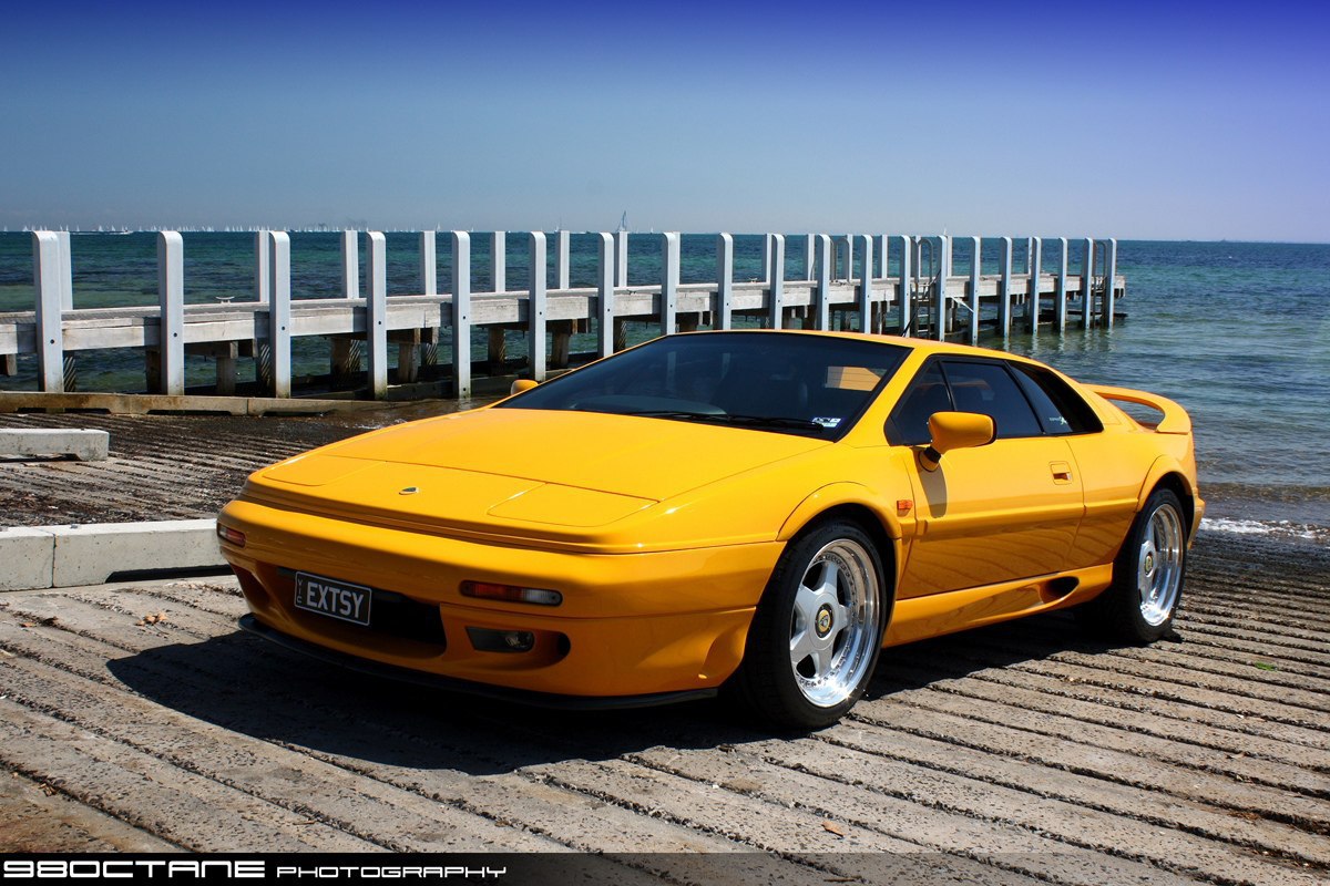 Lotus Esprit S4