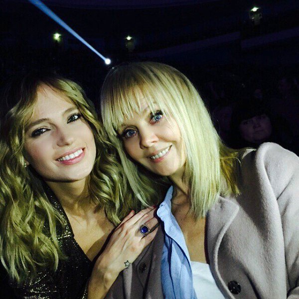 Так и встречаемся с @chistyakova_ionova на концертах.Теперь Олимпийский. Шоу #RobbieWilliams
