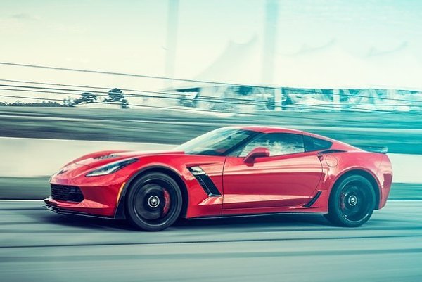 CORVETTE Z06.Двигатель: 6,2-литровый V8, 650 л.с., 881 НмДинамика: 0-100 км/ч за 2,95 с, 320 ... - 4