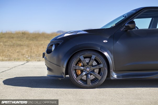 Nissan Juke-R.3.8 V6��������: 485 �.�.�������� ������: 588 ��������: ����������. ��������: 270 ... - 4