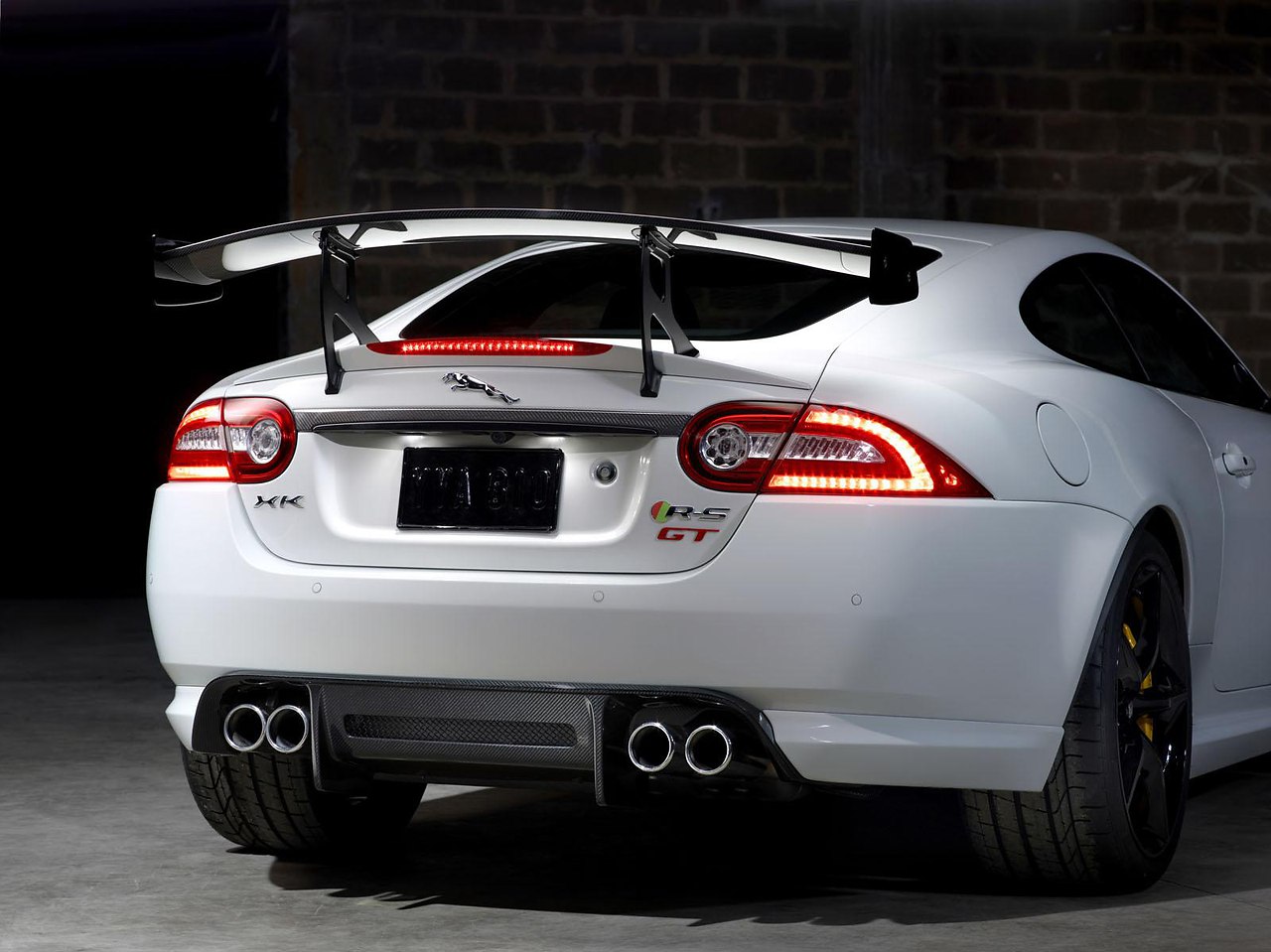 Jaguar XKR-S GT - 4