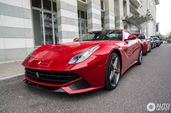 Ferrari F12 Berlinetta.��������� ���������� V12 Atmo (6262 ��)�������� 740 �.�. ��� 8250 ... - 2
