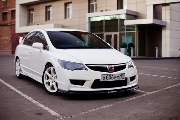 Honda Civic Type R FD2.: 2.0 R4: 222 .. : 215 . : 240 ... - 2