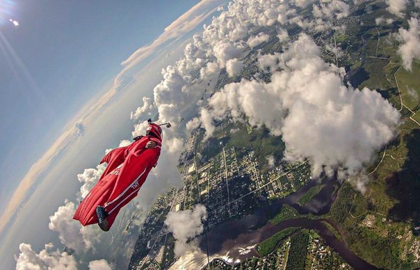 Wingsuit ().     . - 9