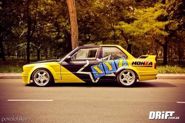 Bmw E30 - 2