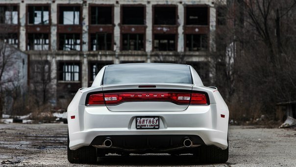 Dodge Charger - 5