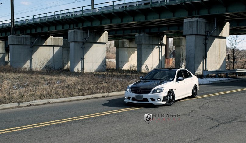 Mercedes-Benz C 63 AMG. - 7