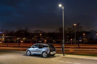 Mini предложила интегрировать электрозаправки в фонари уличного освещения.Для более лёгкого ...