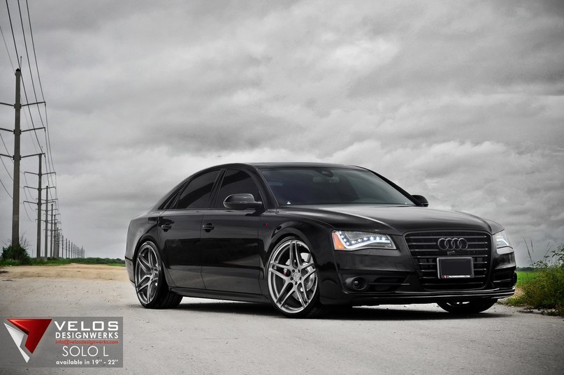 Audi S8. - 8