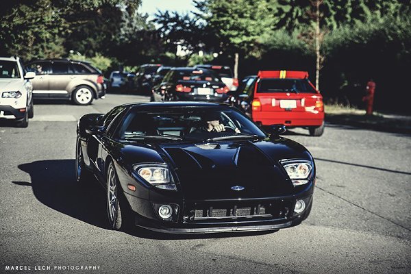 Ford GT