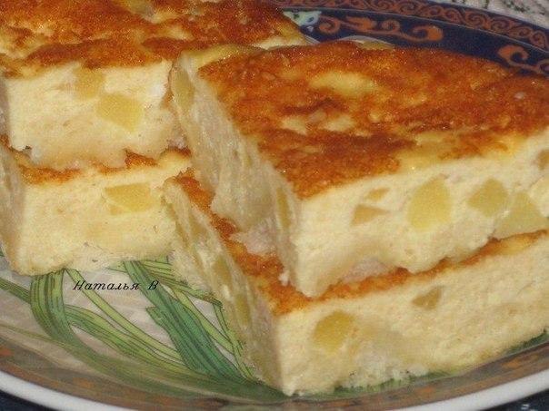 Детское меню - шарлотка.Автор: Наталья ВасильеваЯйцо - 1шт.Сметана - 3ч.л.Манка - 1/3ч.л.Сахар - ...