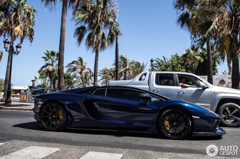 Lamborghini Aventador