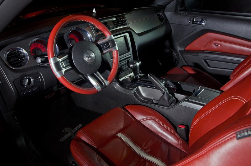 Ford Mustang GT 5.0. - 7