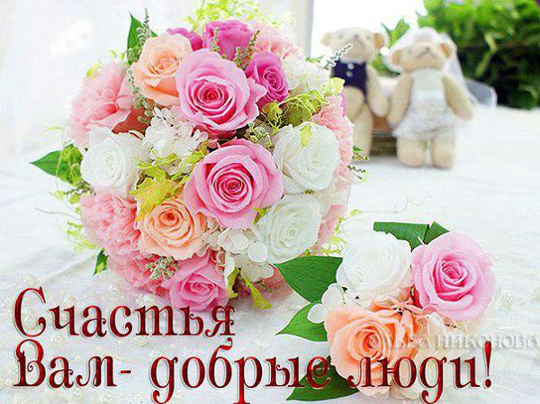 В нашей жизни самое прекрасное.Не ценою денег обретается:Даром с неба светит солнце ясноеИ луна нам ...