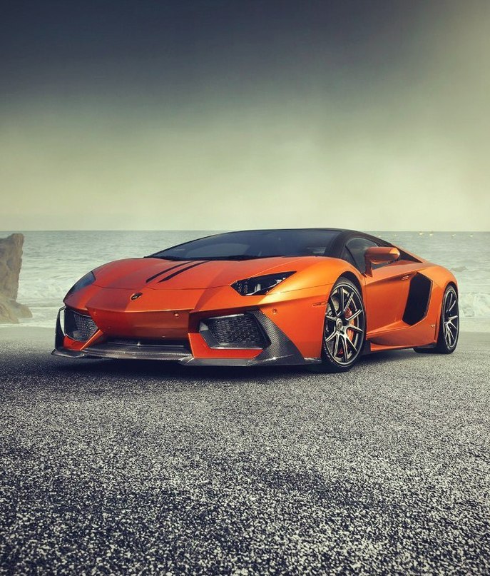 Lamborghini Aventador - 6