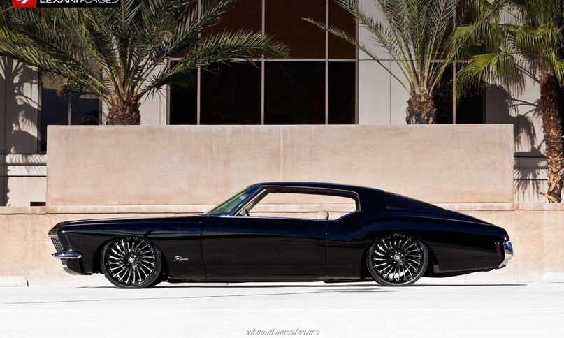 Buick Riviera - 4