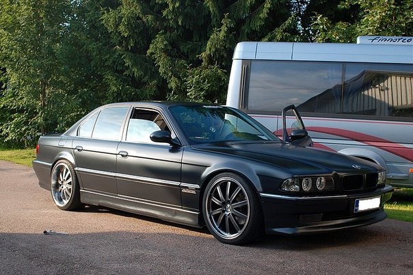 BMW 7 Series E38