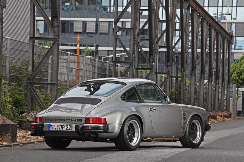 Porsche 911 1986. - 8