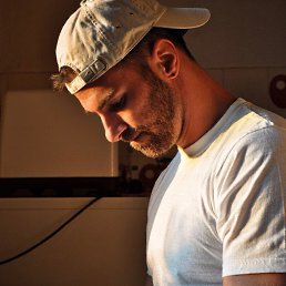 Alexi, �����, 38 ���