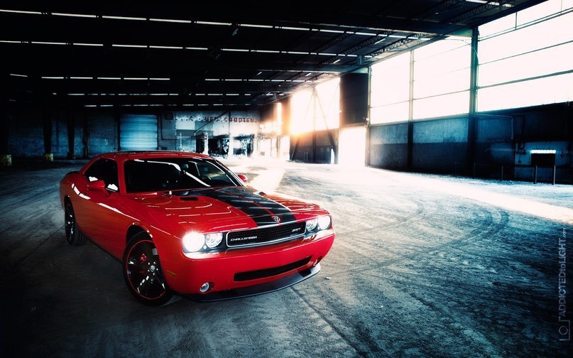 Dodge Challenger SRT8.