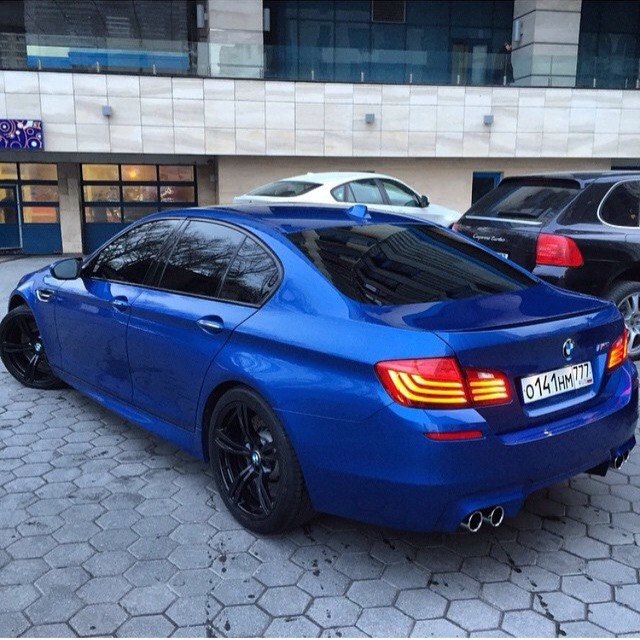 BMW M5 F10