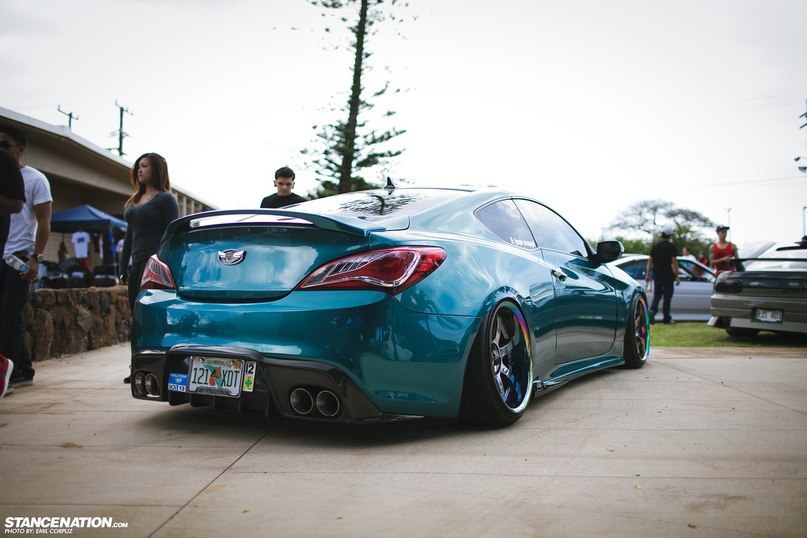 Hyundai Genesis Coupe. - 2