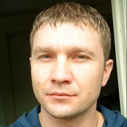 Vitaliy, 42, 