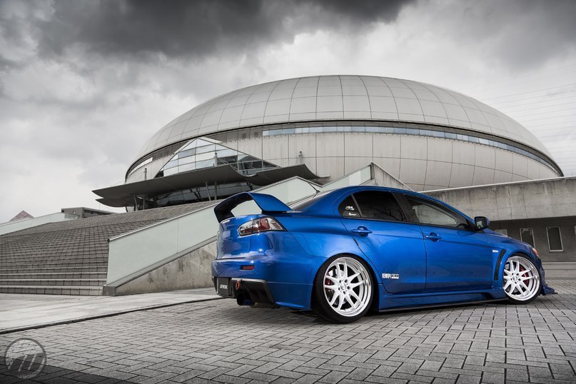 Mitsubishi Lancer Evolution X. - 6