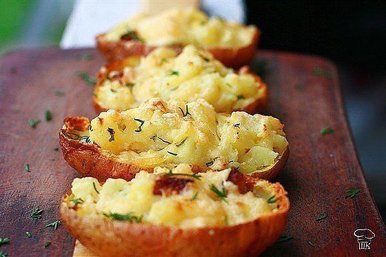 10 САМЫХ ВКУСНЫХ БЛЮД ИЗ КАРТОФЕЛЯ.1) КАРТОФЕЛЬ ПО ФРАНЦУЗСКИИнгредиенты: Картофель - 600-700 г ...