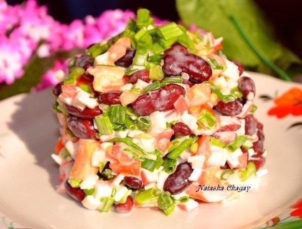 Салат из фасоли