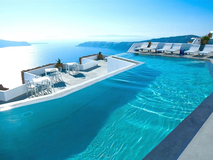     !  TripAdvisor     .  ...