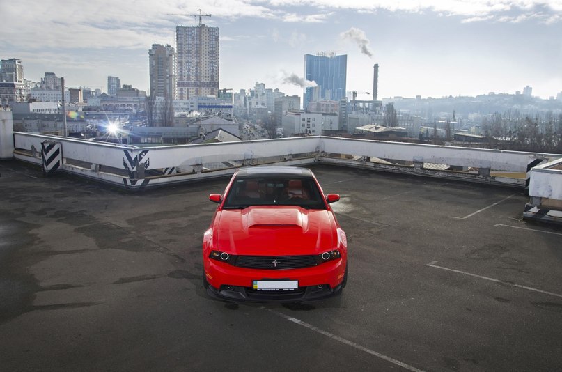 Ford Mustang GT 5.0. - 6