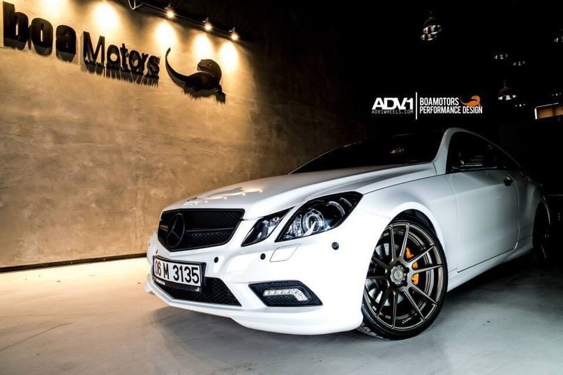 Mercedes E-Class Coupe AMG ADV5.2 MV2