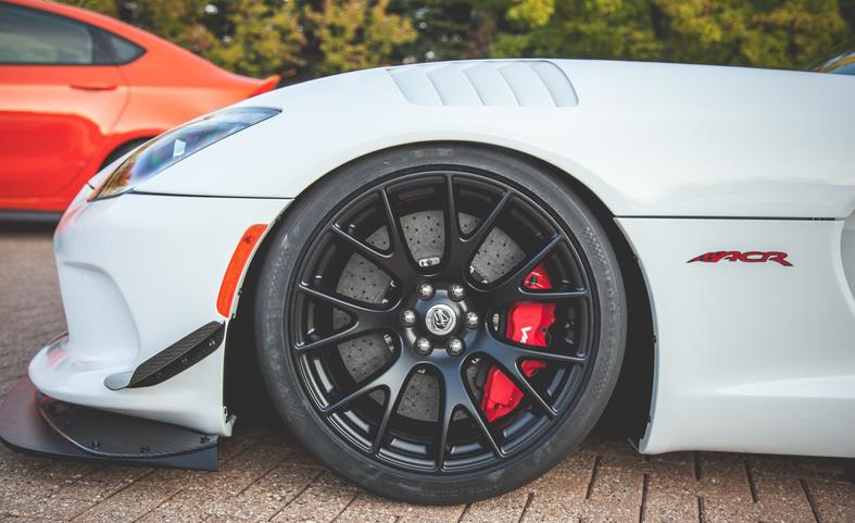 Dodge SRT Viper - 5