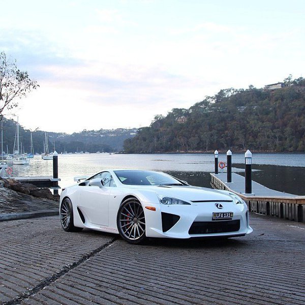 Lexus LFA