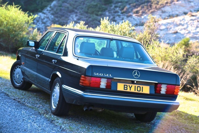 Mercedes-Benz SE-class W126. - 3