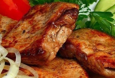Вкусный, сочный, ароматный шашлык в мультиварке. Ингредиенты: 1 кг мяса (телятина, свинина, филе ...