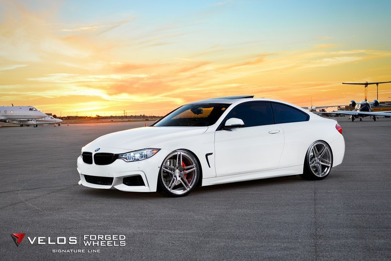 BMW 435i.