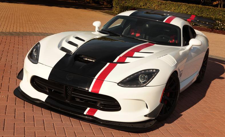 Dodge SRT Viper - 3