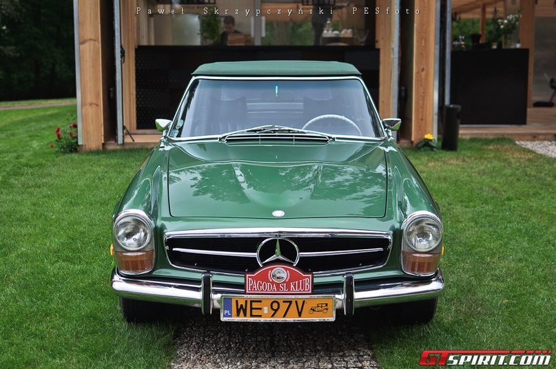 Mercedes Benz W113 SL - 3