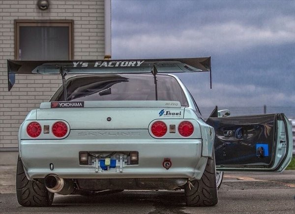 Nissan Skyline GT-R R32