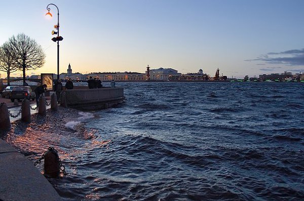 Как Петербург пережил 309 наводнений за 312 лет.Петр I считал выбранное им место для Петербурга ...