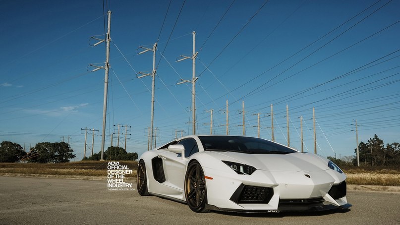 Lamborghini Aventador LP700-4. - 2