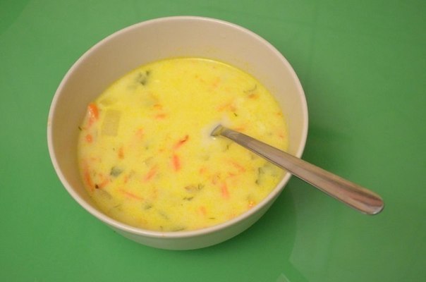 Сырный супчик из овощей.Для тех, то не ест мясо или просто хочет разнообразия! Вкусный и простой, ...