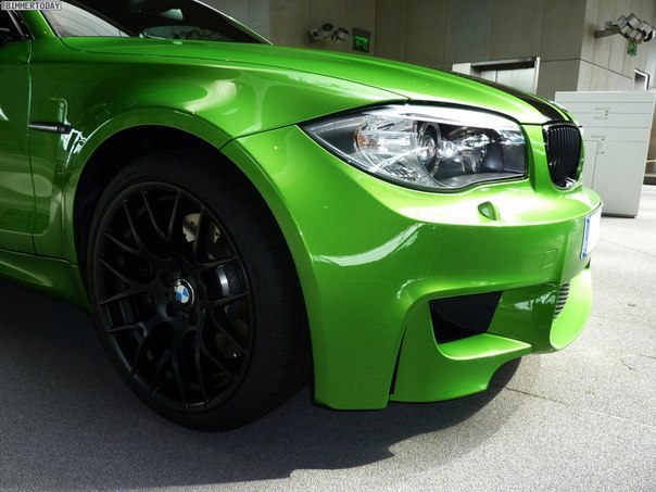 BMW 1M Coupe - 2