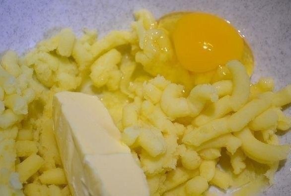 ОТКРЫТЫЙ МЯСНОЙ ПИРОГ.(из картофельного теста)Ингредиенты:Для теста: 200 г картофеля (одна большая ... - 3